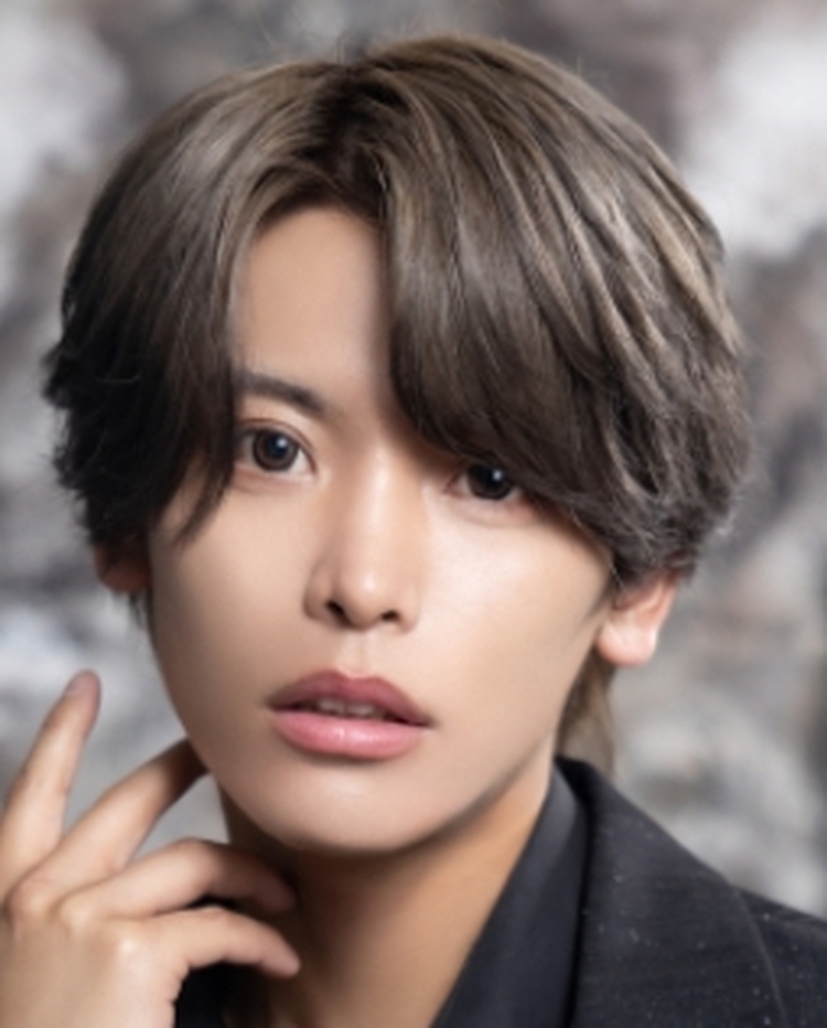 YOSHIKI